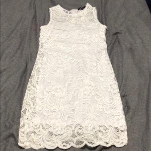 White laces dress